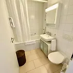 Spacious And Bright 2 Bedroom With Terrace *