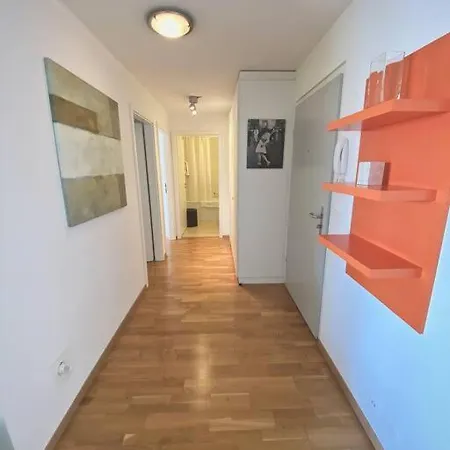 Apartamento Spacious And Bright 2 Bedroom With Terrace Lausana