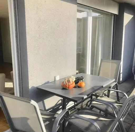 Spacious And Bright 2 Bedroom With Terrace Lägenhet Lausanne