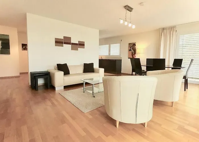 Spacious And Bright 2 Bedroom With Terrace * Lausanne