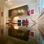 Spacious And Bright 2 Bedroom With Terrace Lausanne