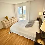 Spacious And Bright 2 Bedroom With Terrace Lägenhet Lausanne