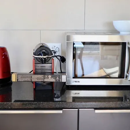 Spacious And Bright 2 Bedroom With Terrace * Lausanne